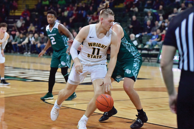 Wright State sweeps Green Bay, moves to 4-0 for the second year in a row