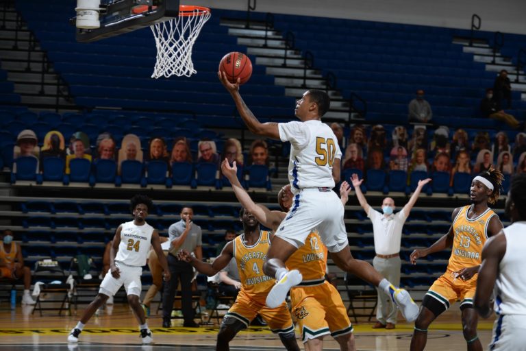 Purdue Fort Wayne outplayed in every facet of the game