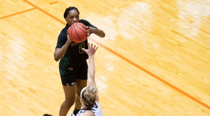 Wright State remains winless after tough Horizon play in Wisconsin