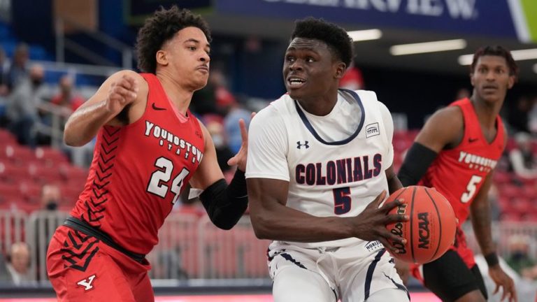 With Dunn returning, RMU sloppy in return  home, drop 4th straight Horizon League game