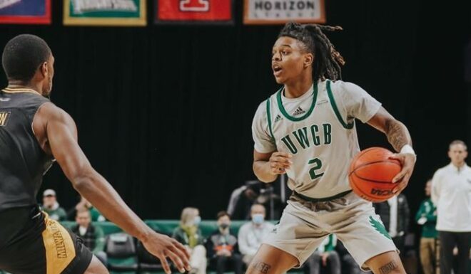 True freshman Kamari McGee shining for the rebuilding Phoenix