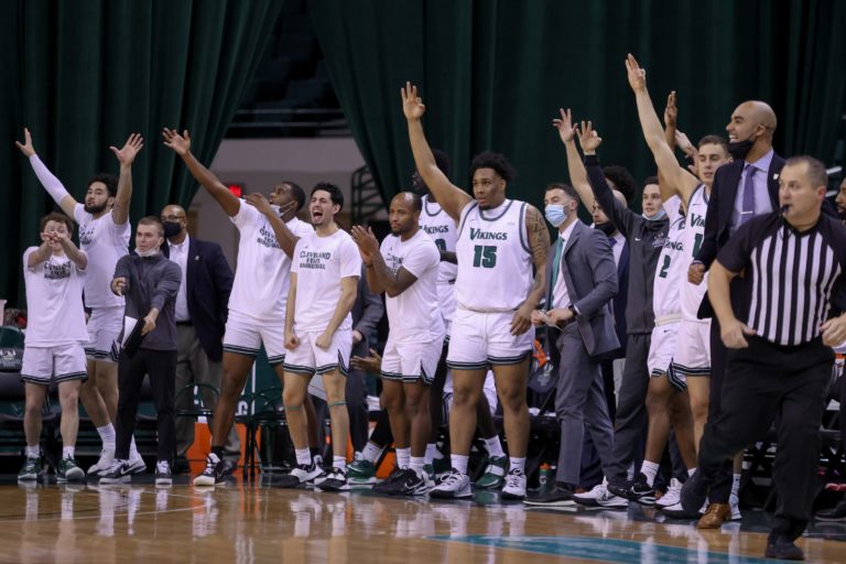 Who will replace Dennis Gates at Cleveland State?