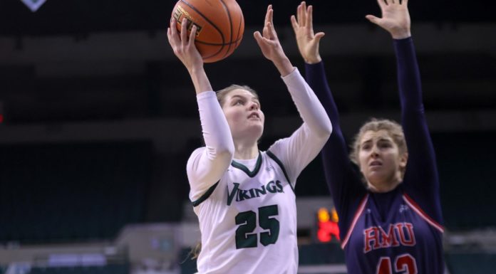 Vikings extinguish Phoenix, head to first #HLWBB title game since 2010