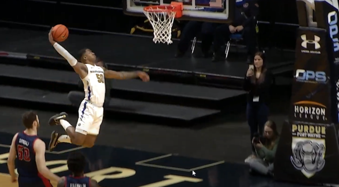 Mastodons Notch Tenth Straight Win, Advance to Horizon Semis