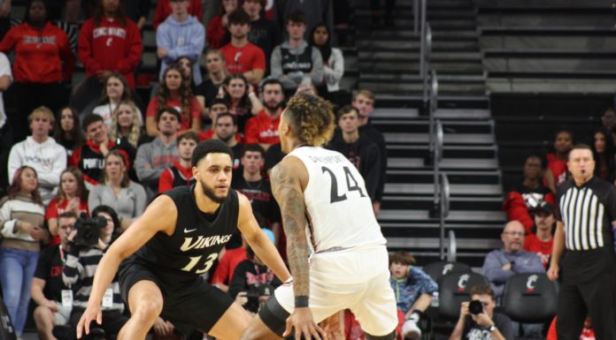 Vikings begin season with three-game skid