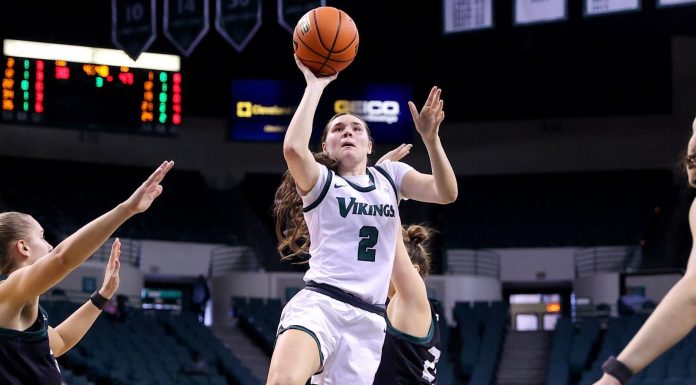 Leo named to Becky Hammon Mid-Major Player of the Year watch list