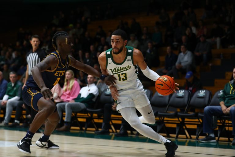 Vikings roll through MTE following loss to EMU