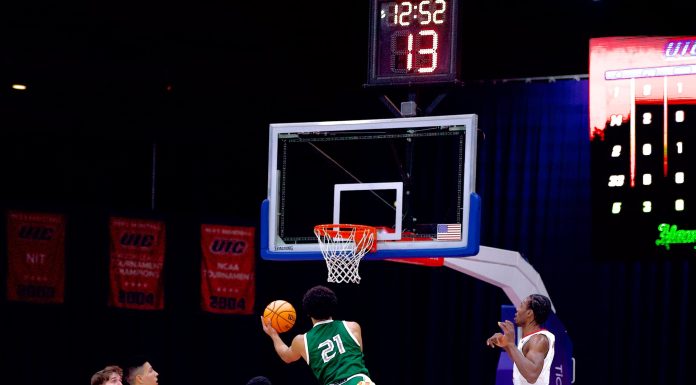 Green Bay re-ignites rivalry with UIC; Extinguish Flames Photo courtesy of Green Bay Athletics