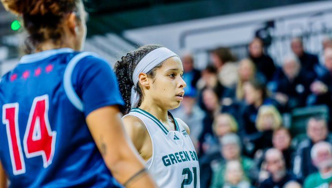Phoenix Women Stop, Drop, and Roll Past Flames; Borseth gets 800th Win