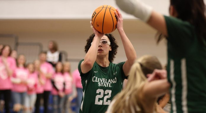Vikings survive fatigue, Youngstown State for 26th win