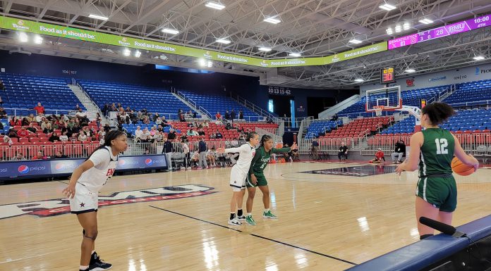 Vikings zero in on HL title in blowout of Robert Morris