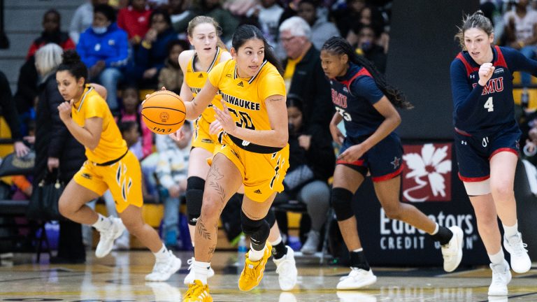 Panthers celebrate Senior Day, look towards rematch with Phoenix