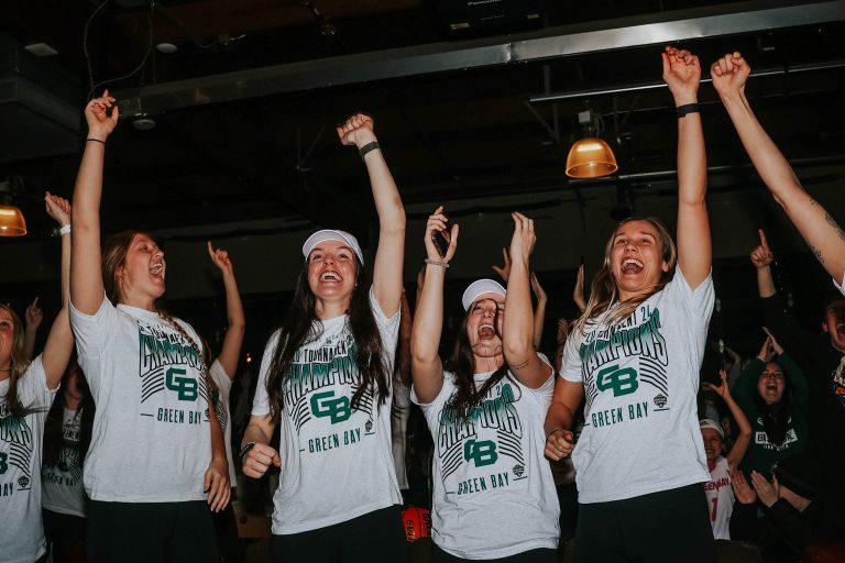 Green Bay draws 11 seed; matchup with Tennessee 