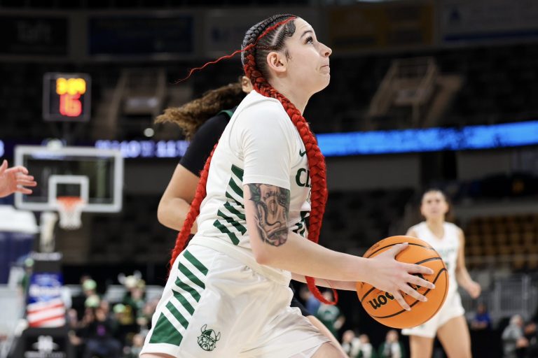 Vikings batter Wright State, advance to #HLWBB championship game