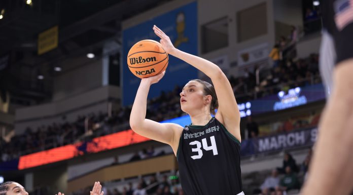 Phoenix punch ticket to NCAA Tournament
