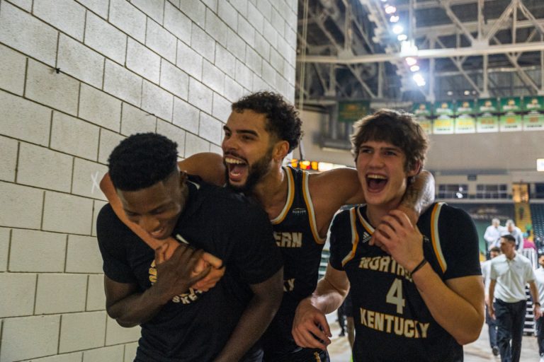 Norse shock Raiders in HL quarterfinals, 99-97