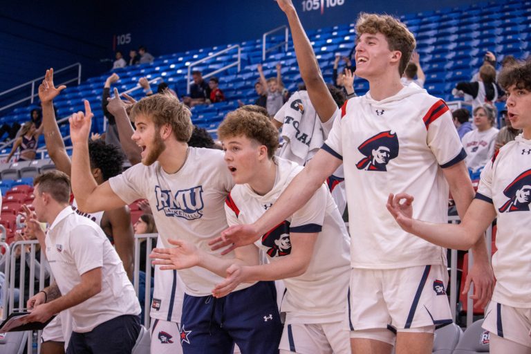 Robert Morris’ junior guards Arvanitis and O’Grady embracing roles as walk-ons at Division I level