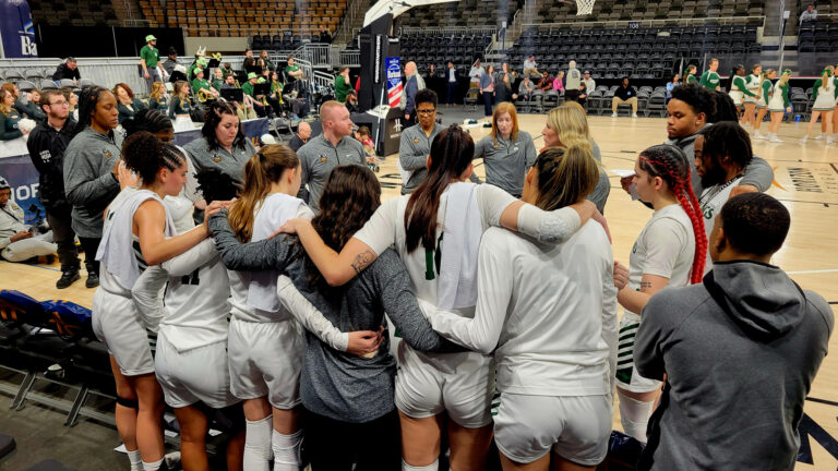 Despite pressures of success, Vikings stick together