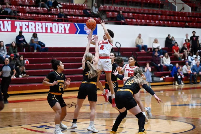 Ten must-watch #HLWBB games in 2024-25