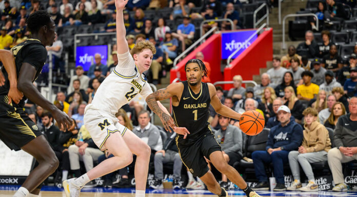 Oakland wraps up exhibition play with road win