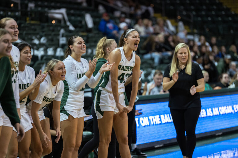 Wright State defends lead to grab win against Ohio