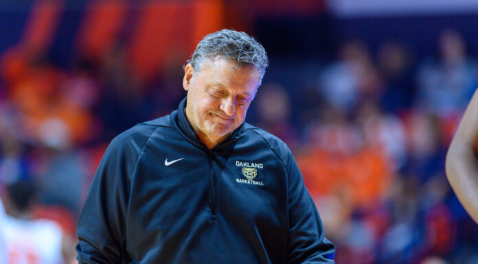 Oakland hangs around, falls 66-54 at Illinois