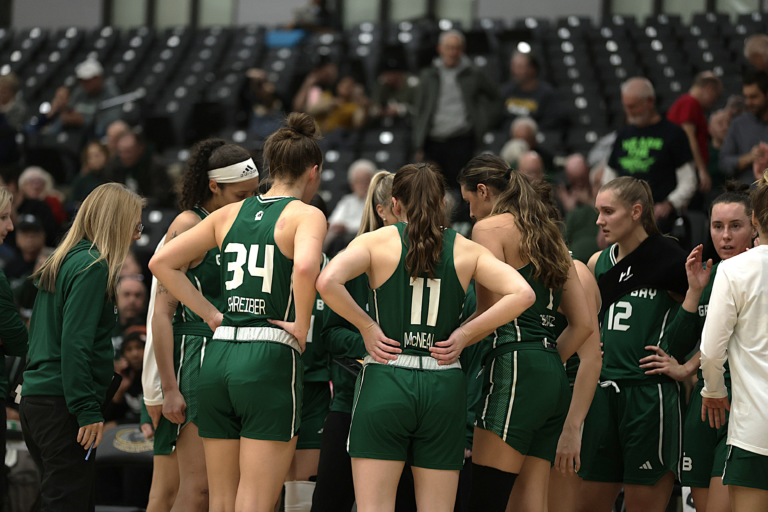 Phoenix fall short against Creighton 