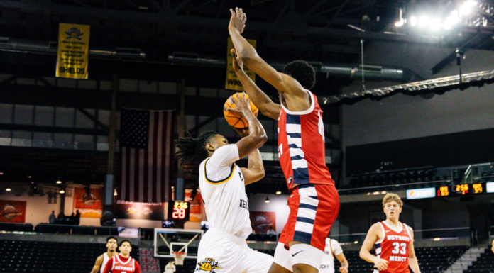 Norse pull away late, down Detroit Mercy