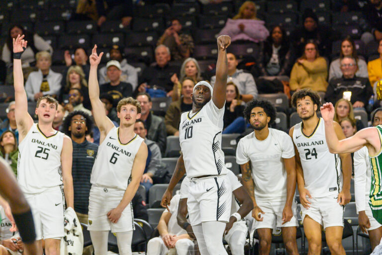 Golden Grizzlies secure home win over IU Indy