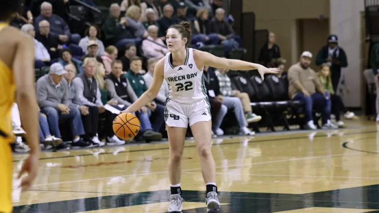 Phoenix rally past Norse with second half comeback