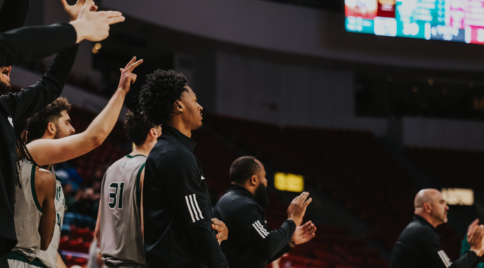 Freshmen, free throws, fight: Phoenix take down Titans