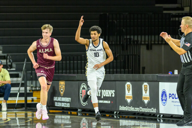 Oakland Falls 87-83 After Giving UCF Scare in Orlando