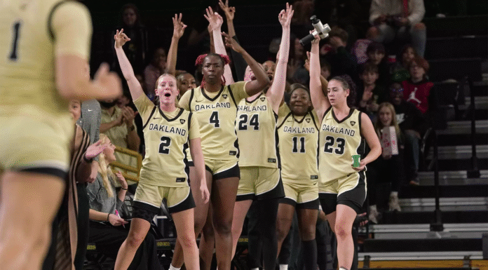 Golden Grizzlies Cruise Past Cougars in 90–32 Blowout to Start Season