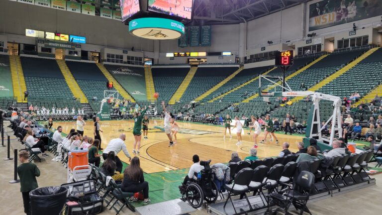 Zingaro, Vikings Steamroll Wright State: Five Observations