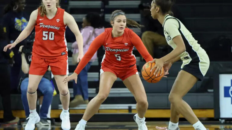 Jackson Gets Victory No. 100 in YSU Road Win
