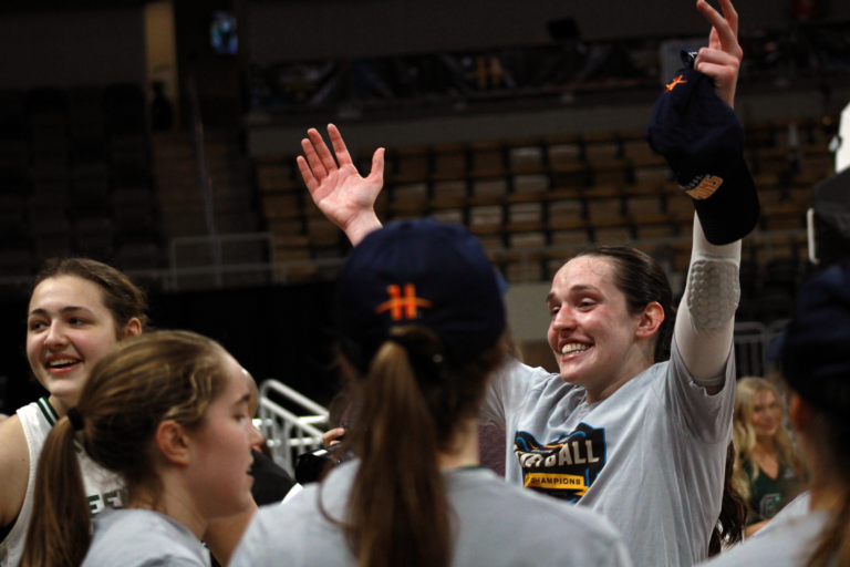 “Reloaded” Green Bay Downs Youngstown State For Third Straight #HLWBB Title