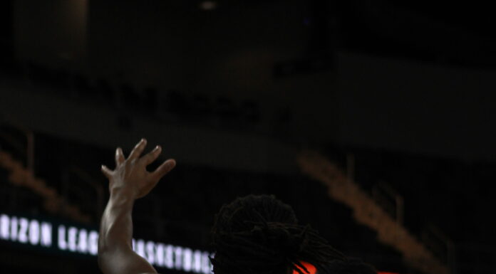 Titans Tower Over RMU to Advance to Horizon League Title Game