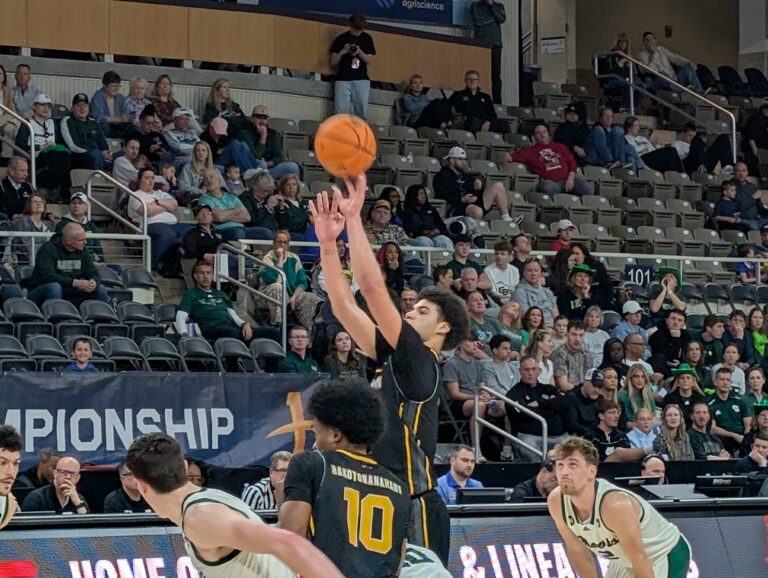 Norse Lets the Shots Fly, Drop Phoenix to Advance