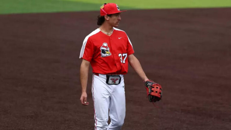 YSU Loses at Akron in High-Scoring Affair